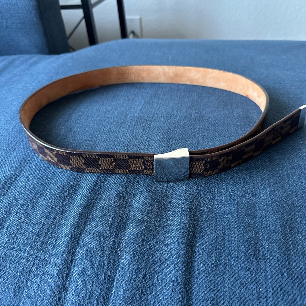 2004 vintage LV belt